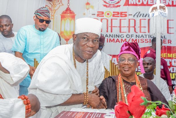 Photograph from Conferment of Merit Award and Turbaning of the New National Chief Imam/Missioner — DSC_3036.JPG