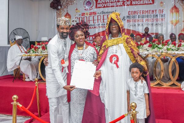 Photograph from Conferment of Merit Award and Turbaning of the New National Chief Imam/Missioner — DSC_3088.JPG