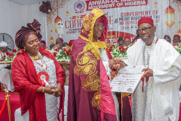 Photograph from Conferment of Merit Award and Turbaning of the New National Chief Imam/Missioner — DSC_3078.JPG