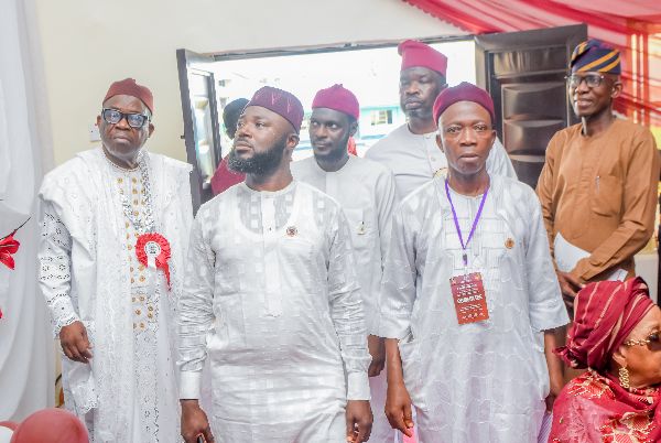 Photograph from Conferment of Merit Award and Turbaning of the New National Chief Imam/Missioner — DSC_3244.JPG