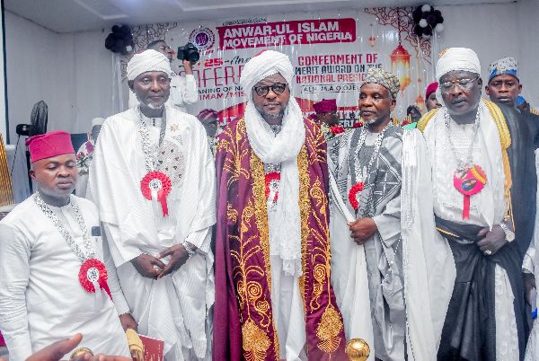 Photograph from Conferment of Merit Award and Turbaning of the New National Chief Imam/Missioner — DSC_3199.JPG