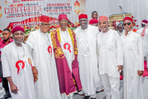Photograph from Conferment of Merit Award and Turbaning of the New National Chief Imam/Missioner — DSC_3310.JPG