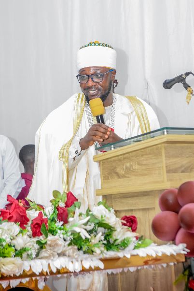 Photograph from Conferment of Merit Award and Turbaning of the New National Chief Imam/Missioner — DSC_2973.JPG
